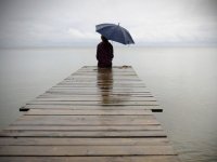 Yalnızlık demans riskini artırıyor
