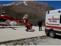 Van'da rahatsızlanan kişi ambulans helikopterle hastaneye ulaştırıldı