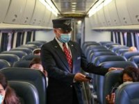 Beyaz Saray: Toplu taşımada maske zorunluluğunun kaldırılması kararı hayal kırıklığı