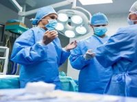 Erzurum'da 4 santimetrelik kesiyle kalp ameliyatı olan iki hasta şifa buldu