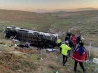 Niğde'deki otobüs kazasında hayatını kaybedenler için başsağlığı mesajları