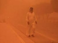 Irak’ta kum fırtınası nedeniyle yarın resmi tatil ilan edildi