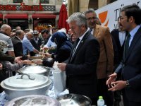 Kastamonu'da "Türk Mutfağı Haftası" etkinlikleri kapsamında ekşili pilav dağıtıldı