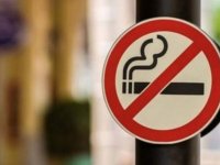İngiltere'de sigara satın alabilme yaşının her yıl kademeli olarak artırılması hedefleniyor