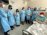 Kırgız hasta Türkiye'de kendi kök hücresinden yapılan nakille sağlığına kavuştu