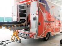 Antalya'da sağlık ekipleri, hava, kara ve denizden acil vakaların imdadına yetişiyor