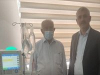 Böbrek yetmezliği bulunan hasta memleketindeki hastaneye diyaliz makinesi bağışladı