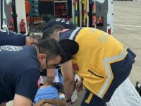 Azerbaycan'da beyin kanaması geçiren Türk hasta ambulans uçakla Trabzon'a getirildi