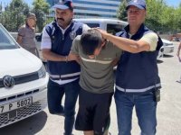 Gaziantep'te kendisini gözaltına almaya çalışan polisi silahla yaralayan zanlı yakalandı