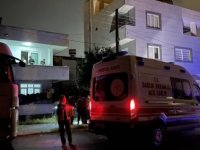 Adana'da balkonda uyuduğu sırada bıçaklanan kadın öldü