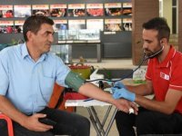 Kocasinan Belediyesi çalışanlarından Kızılay'a kan bağışı