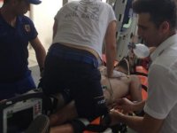 İzmir'de denizde boğulma tehlikesi geçiren genç kalp masajıyla hayata döndürüldü