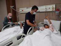 Gazze'de yaralanan Filistinli iki kardeş Ankara'da tedavi altına alındı