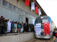 Pakistan'a yardım malzemesi taşıyan "İyilik Treni" törenle uğurlandı