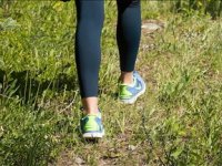 Araştırma: Hızlı yürüyenler adım sayanlara nazaran daha fazla yarar elde ediyor