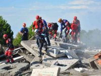 AFAD ekipleri Kocaeli'de deprem tatbikatı gerçekleştirdi