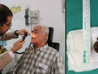 Zonguldak'ta 50 yıldır yüz kemiğinde kurşunla yaşayan hasta ameliyat edildi