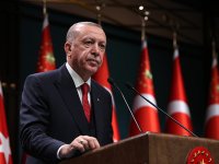 Cumhurbaşkanı Erdoğan, kamudaki sözleşmelilere kadro düzenlemesini açıkladı: