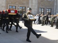 Ankara'da otomobilin çarpması sonucu hayatını kaybeden doktorun cenazesi toprağa verildi