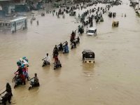 Pakistan, iklim değişikliği sebebiyle yaşanan felaket için tazminat arayışında