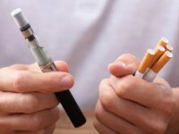 Elektronik sigara, aromalar ve mentol topları akciğer hasarını artırıyor