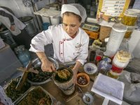 Tunuslu aşçı "yöresel salatayla" uluslararası yarışmalarda 5 altın madalya kazandı