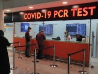 Hindistan, havalimanlarında uluslararası yolculara rastgele Kovid-19 testine başladı