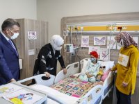 Sağlık Bakanı Koca yeni yılı İstanbul'daki hastanelerde karşıladı