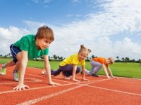 Çocuğunuzun İkinci Döneme Sağlıklı Girmesi İçin “Önce Spor”