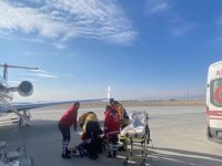 Kalp yetmezliği olan çocuk ambulans uçakla Ankara’ya gönderildi