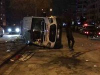 Konya'da ambulans ile otomobilin çarpışması sonucu 4 kişi yaralandı