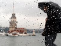 İstanbul'da rüzgar ve karla karışık yağmur etkili oluyor