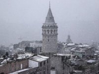 İstanbul'da kent merkezinde kar yağışı başladı