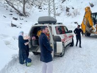 Siirt'te ekipler rahatsızlanan kardeşler için seferber oldu