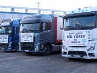 İstanbul belediyelerinden deprem bölgelerine acil yardım malzemesi desteği sürüyor