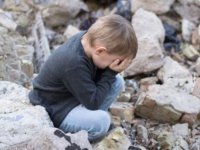 Uzmanından Sakin Kalma Uyarısı: ”Deprem Döneminde Çocuklarınızı Sakin, Şefkatli Ve Kabul Edici Bir Tarzda Dinleyin”