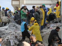 Uluslararası yardım ekiplerinin deprem bölgelerindeki faaliyetleri sürüyor