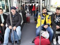 İstanbul'dan deprem bölgesine 180 sağlık personeli daha sevk edildi