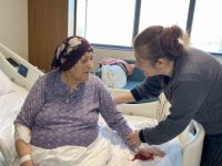 Hasar Alan Evinden Sadece, 20 Yıl Önce Kaybettiği Eşinin Tespihini Alabildi