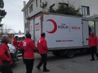 Türk Kızılay mobil sağlık aracıyla depremzedelere sağlık hizmeti veriyor