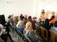 UNFPA'dan depremden etkilenen kadın ve kız çocuklarına destek