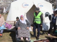 Gaziantep'te engelli depremzedelere medikal malzeme desteği veriliyor
