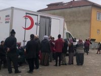 Türk Kızılay mobil sağlık aracı, Malatya'da depremzedelere sağlık hizmetini sürdürüyor