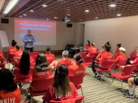 Kadın A Milli Futbol Takımı, Dopingle Mücadele Semineri'ne katıldı