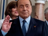 Eski İtalya Başbakanı Berlusconi yoğun bakımdan çıktı