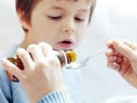 Bilinçsiz şurup kullanımı küçük çocuklarda sağlık sorunlarına neden olabiliyor