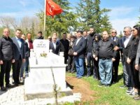 Görevi başında öldürülen veteriner hekim Volkan Lale, kabri başında anıldı