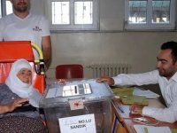 Hasta seçmenler 14 Mayıs'ta hasta nakil araçları ve ambulanslarla sandıklara götürülecek