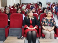 Sivas Cumhuriyet Üniversitesinde "Üniversiteli olmak" konulu konferans düzenlendi