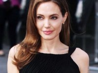 Angelina Jolie, sağlık sektöründeki ırk temelli eşitsizliği eleştirdi